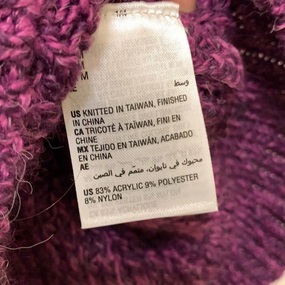**LAST CHANCE**
NWT INC International Purple Sweater Size S/M - Picture 5 of 6